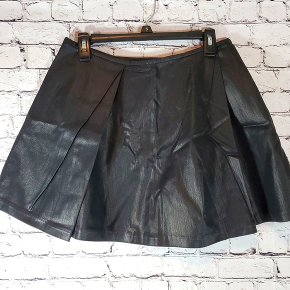 POLO by Ralph Lauren Black Skater Mini Skirt Size 6 NWT - Picture 4 of 7